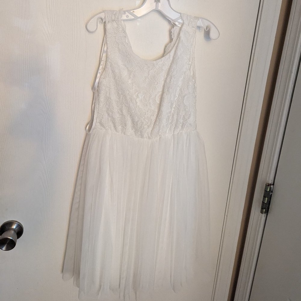 Lace size 10 white flower girl dress